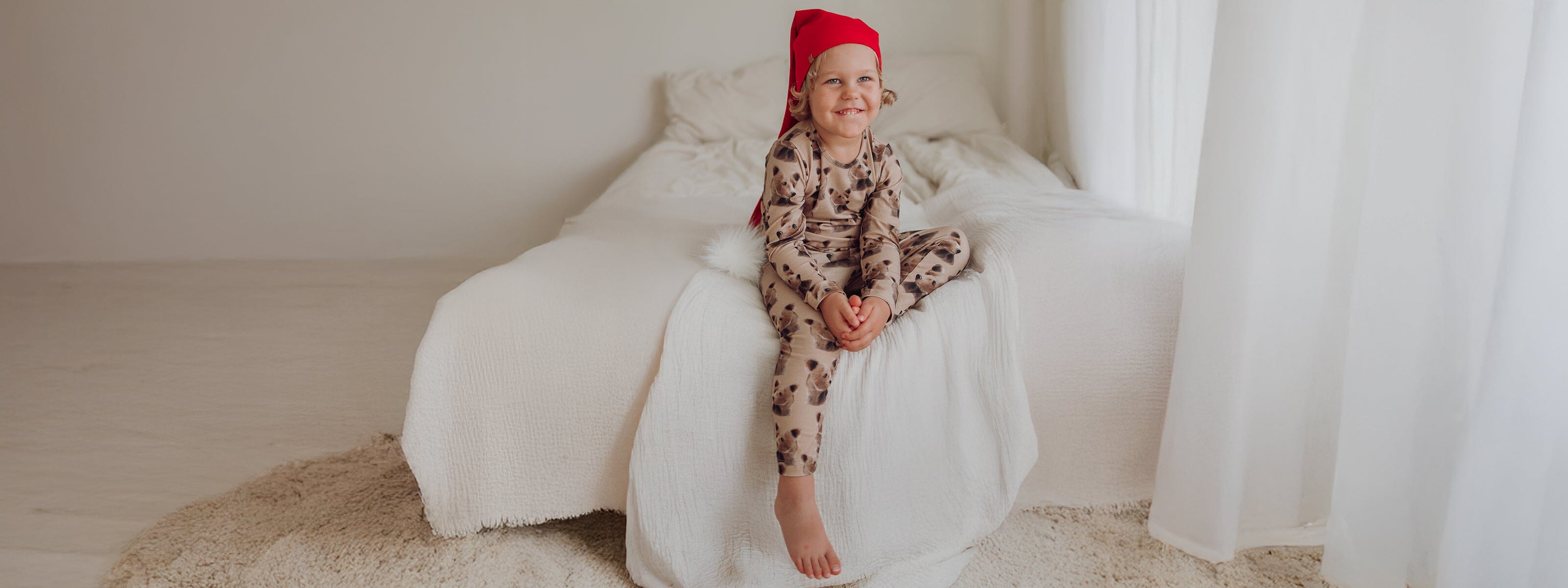 Lasten yöpuvut ja pyjamat