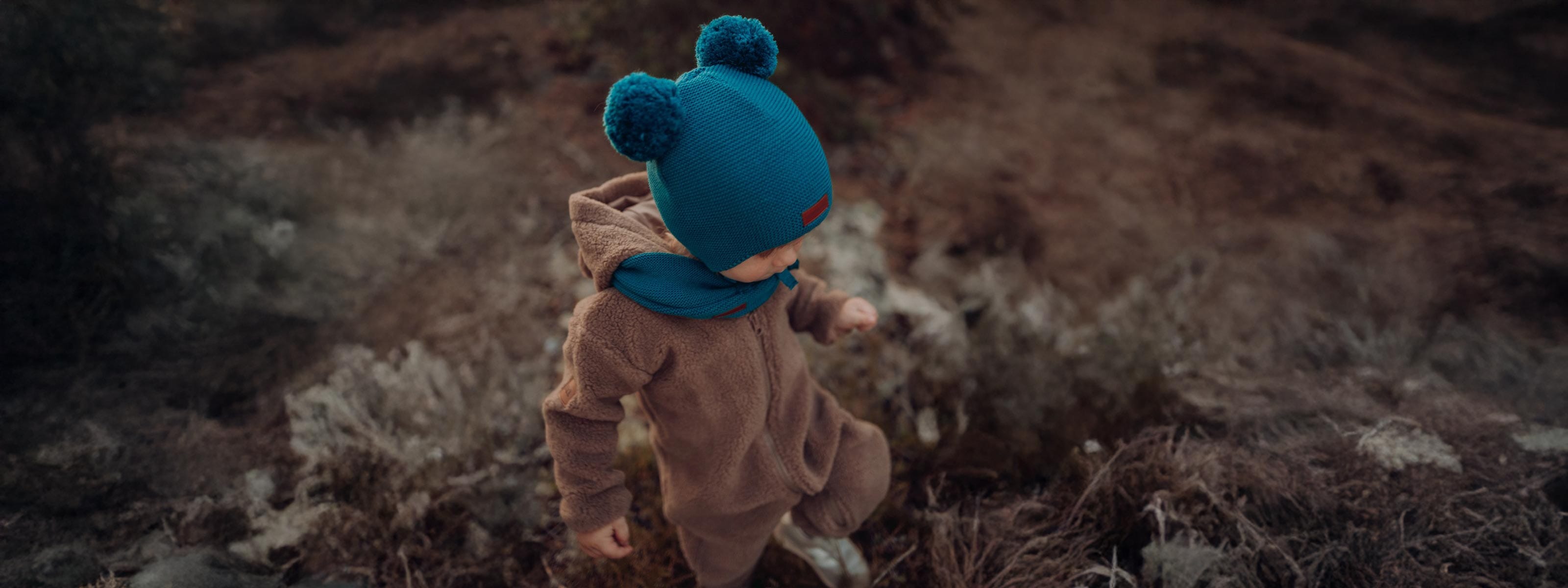 Pipot, kaulurit, lippalakit ja muut asusteet