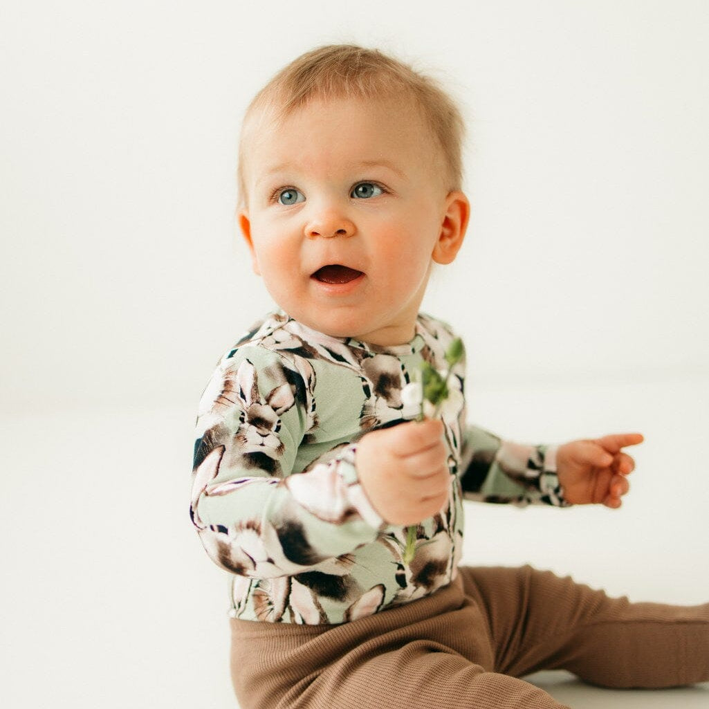 Bunny Soft Green -Body Body Little Spring Bunnies