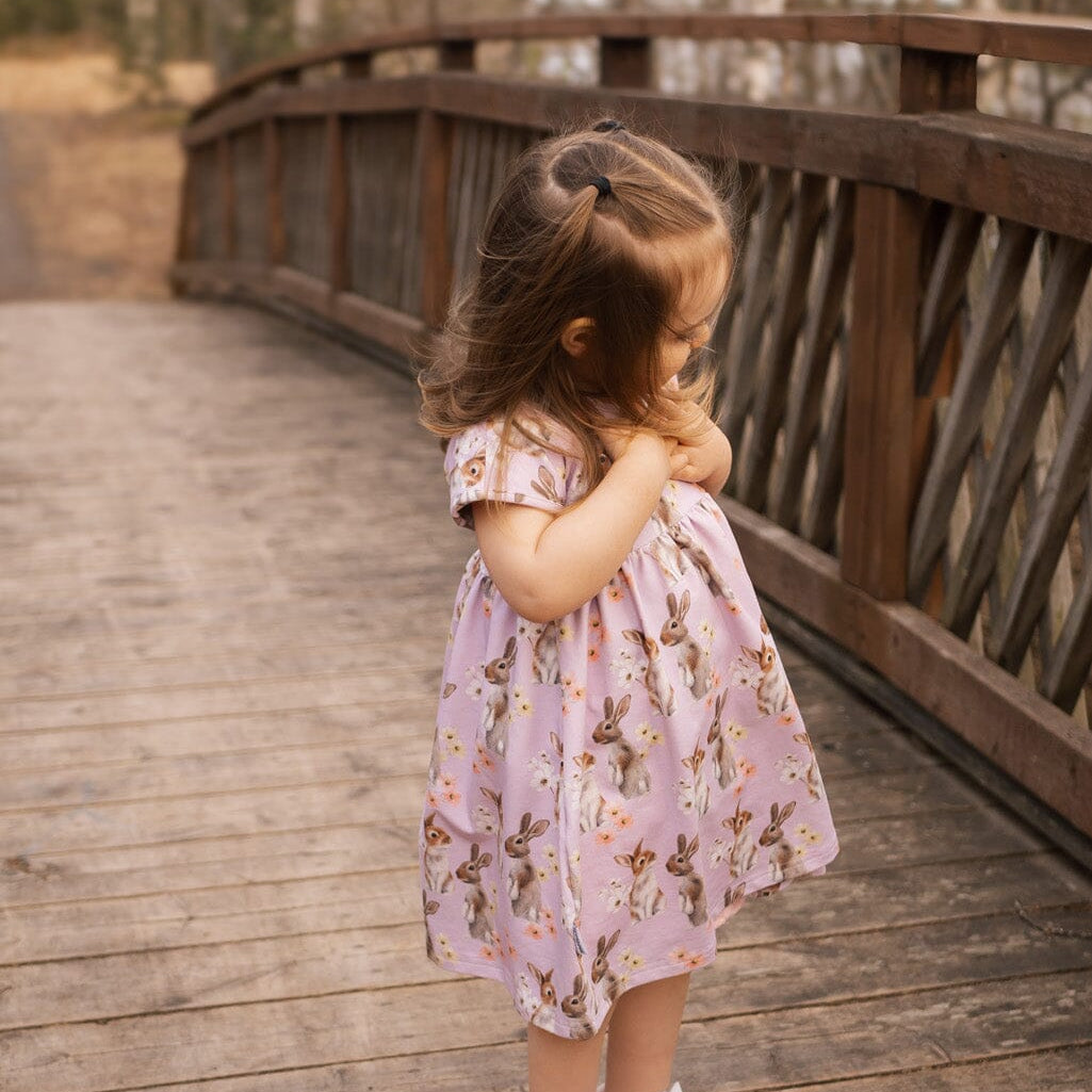 Cute Friends Dress -Lyhythihainen Mekko | Lily Mekko Weekend Vibes