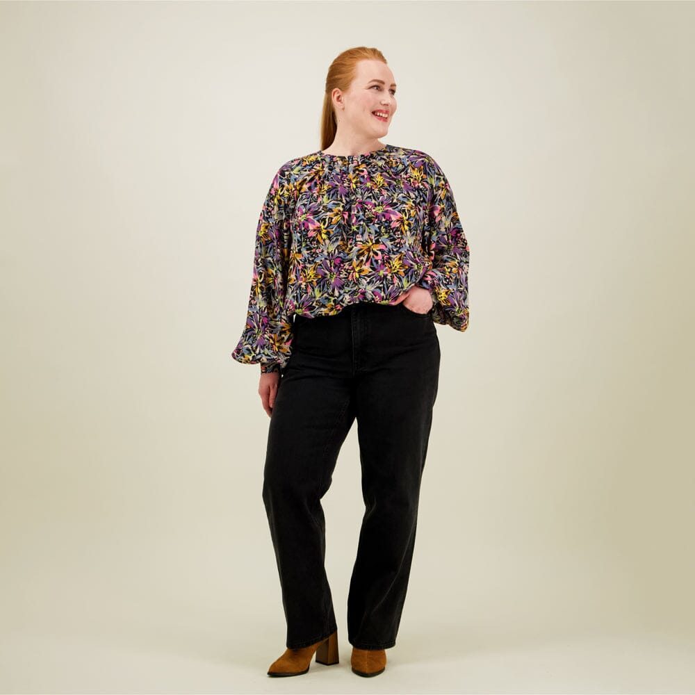 Fantasy Voluminous Blouse -Paita Aikuisten paita Can't Stop Dreaming