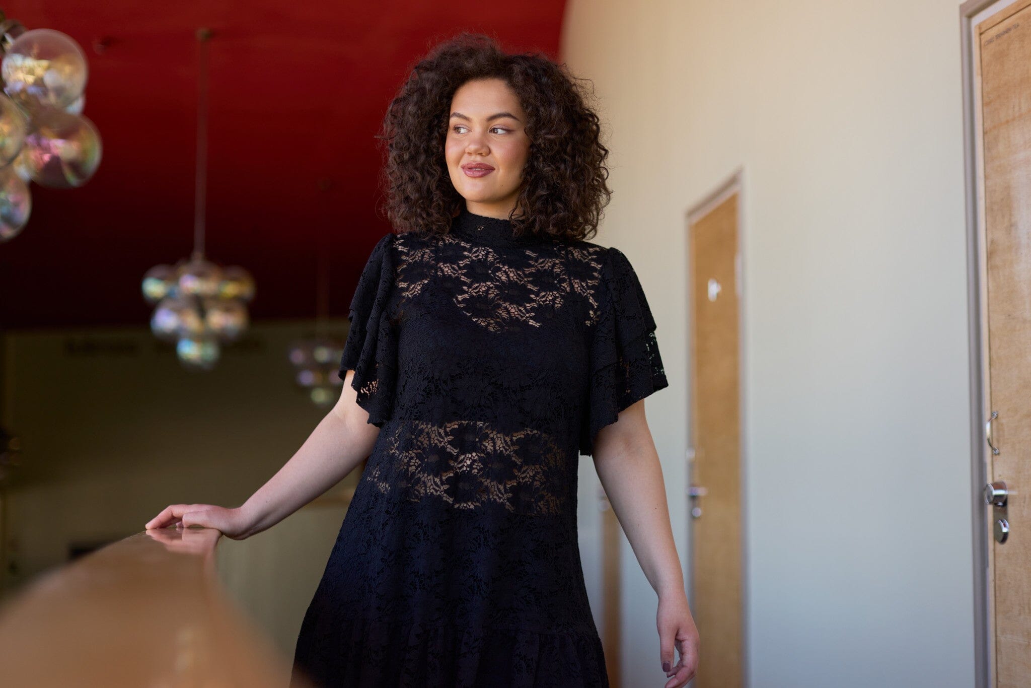 Frill Lace Dress -Pitsimekko | Licorice Aikuisten mekko Metsola