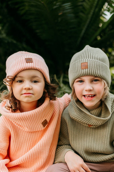 KNITTED BEANIE -PUUVILLAPIPO | MILKY PEACH Pipo Flying Moments