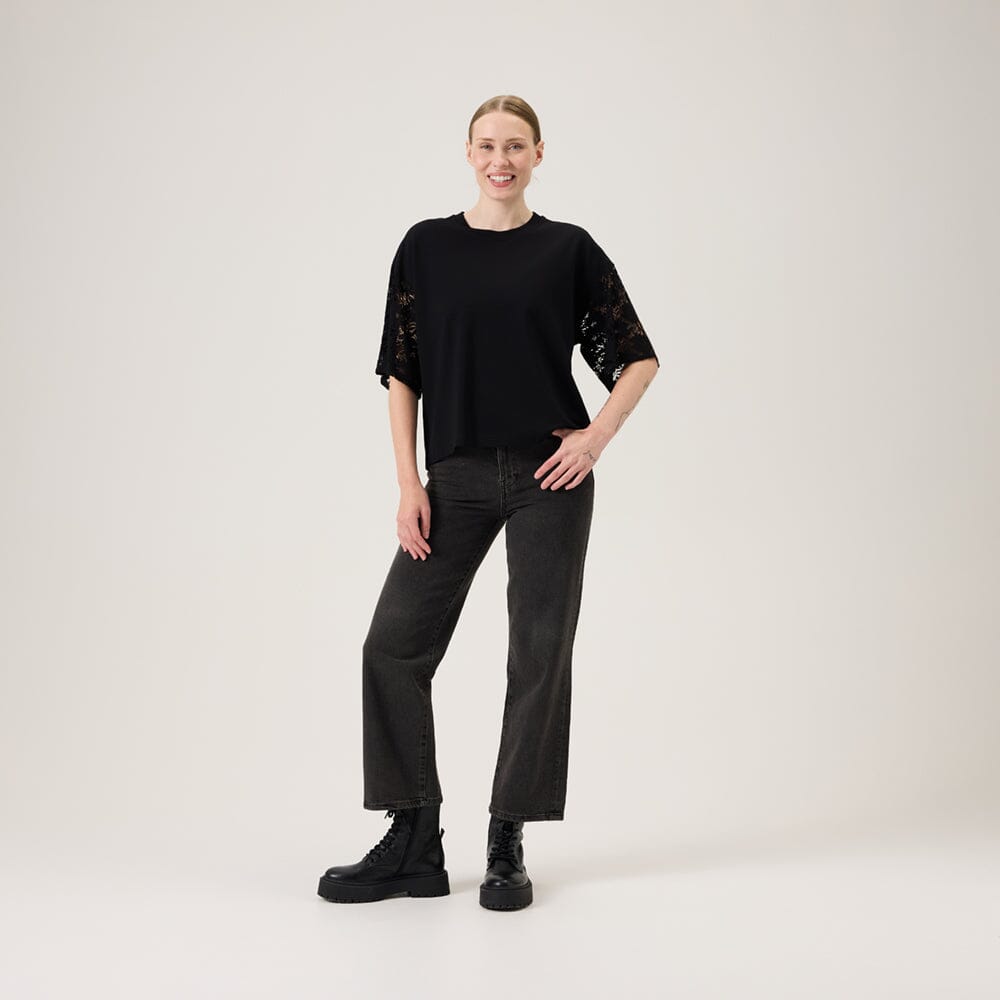 Lace Sleeve -T-Paita | Licorice Aikuisten paita Metsola