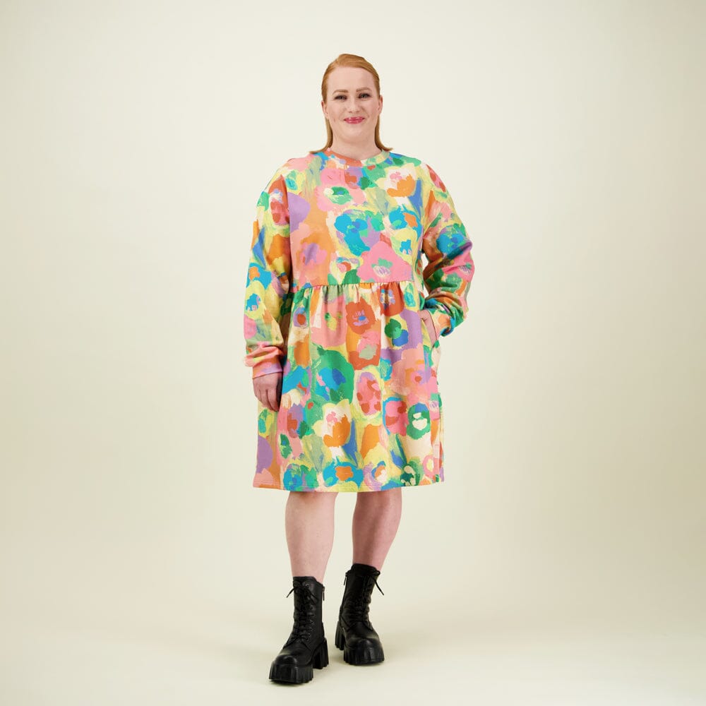 Miracles Ruffle Sweater Dress -Mekko | Spring Aikuisten mekko C'est La Vie!