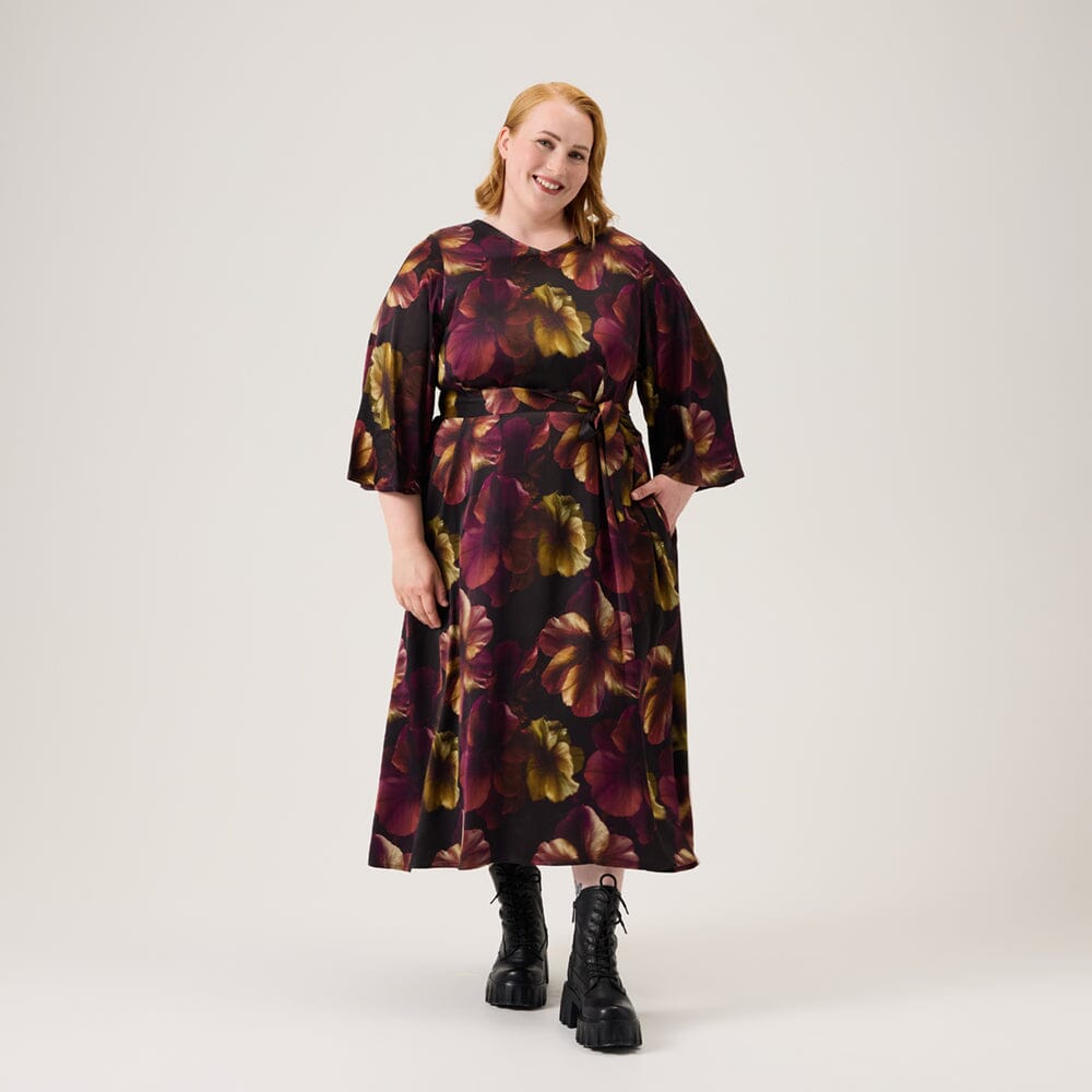 Moonkissed A-Line Dress -Mekko Aikuisten mekko Oh, Oui!
