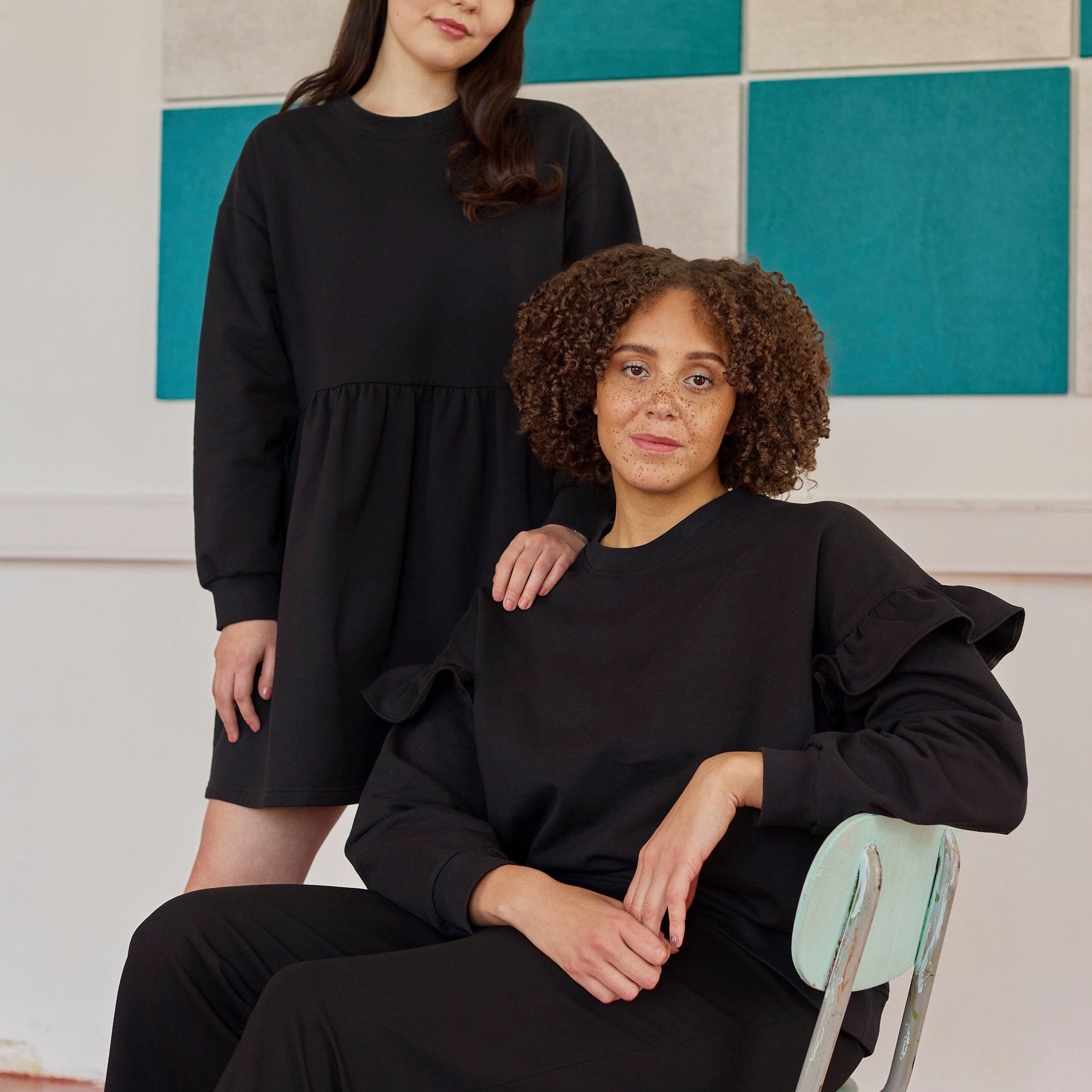 Ruffle Sweater Dress -Mekko | Licorice Aikuisten mekko Can't Stop Dreaming