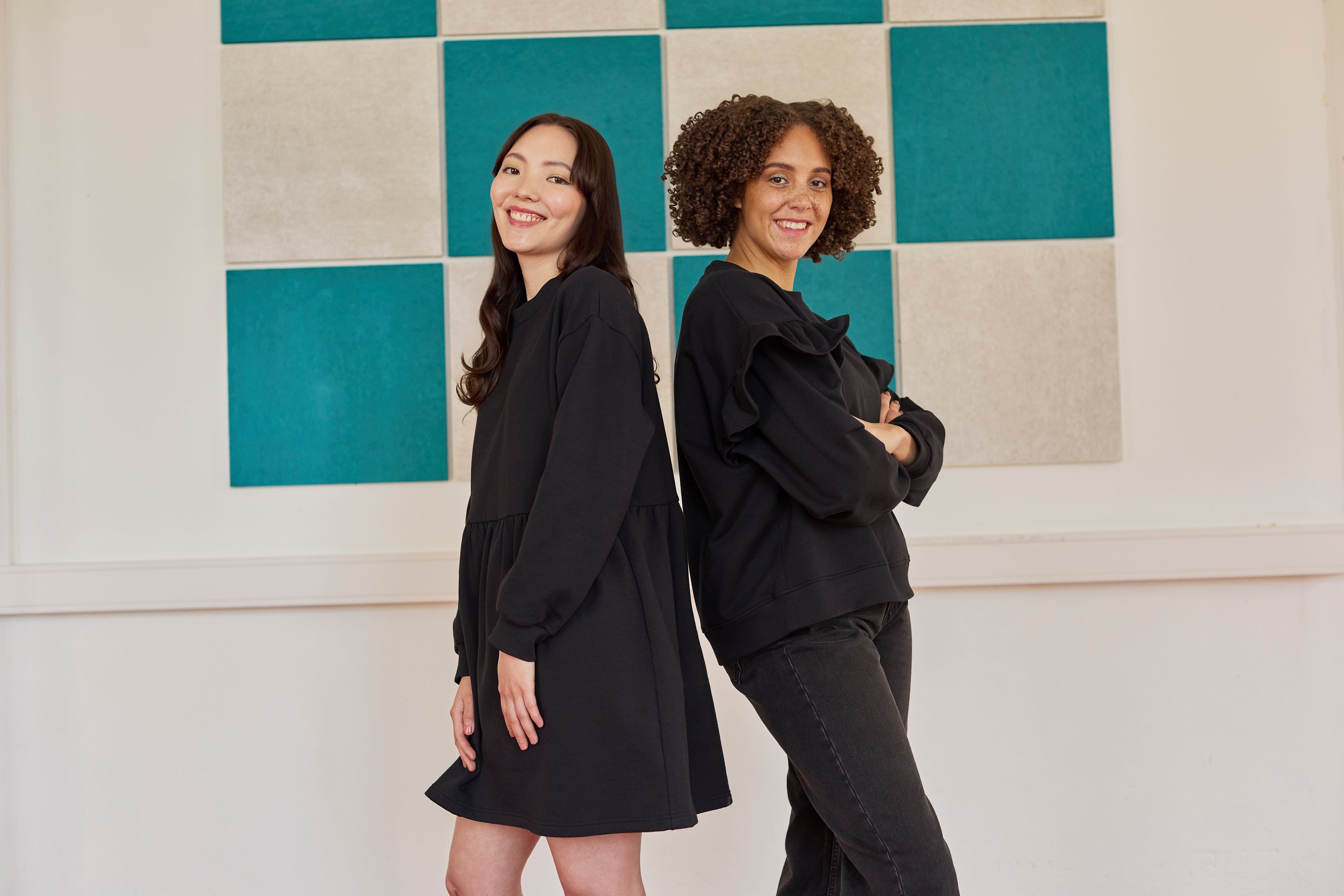 Ruffle Sweater Dress -Mekko | Licorice Aikuisten mekko Can't Stop Dreaming