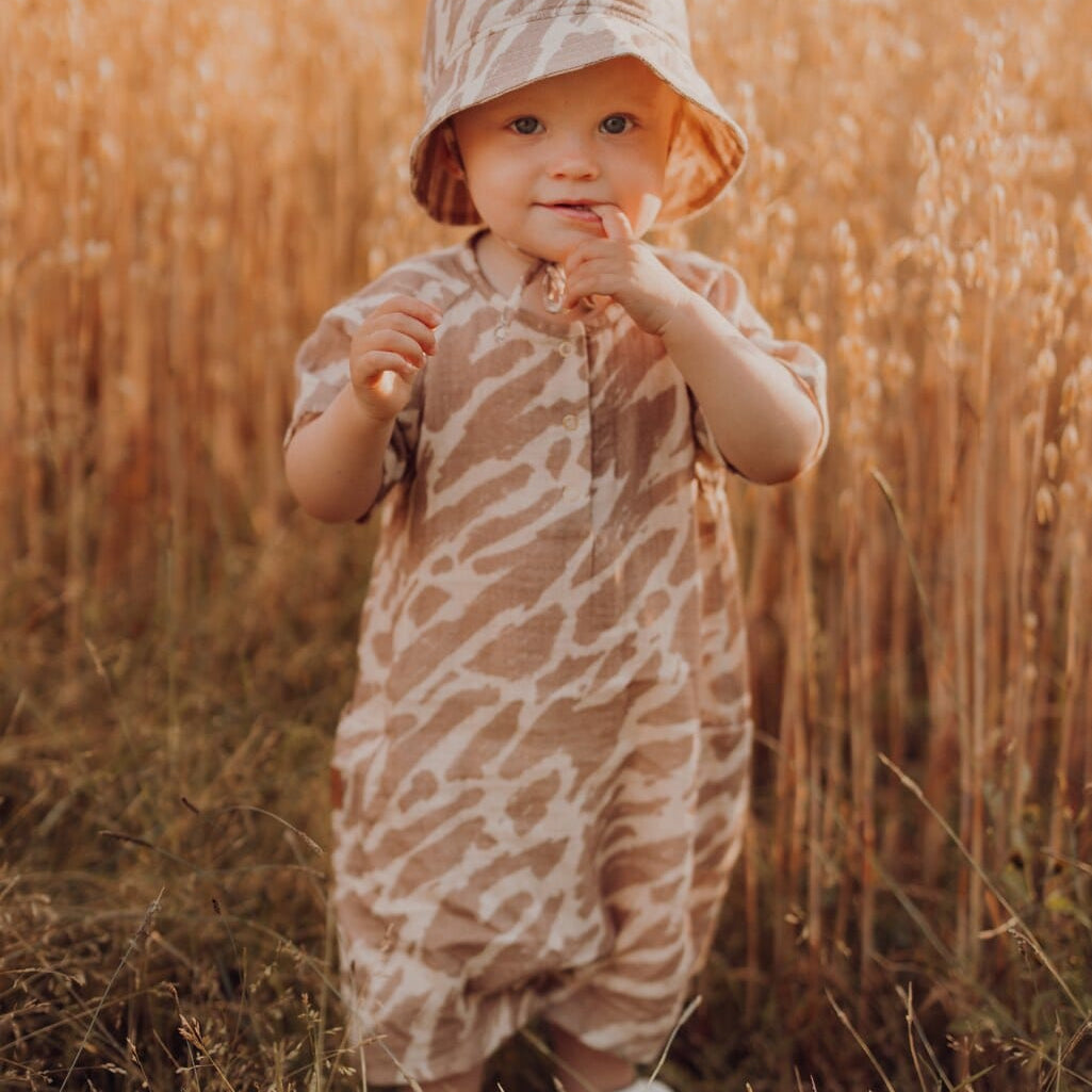 Safari Muslin -Romper | Nougat Haalari/Jumpsuit Dancing In The Sunshine