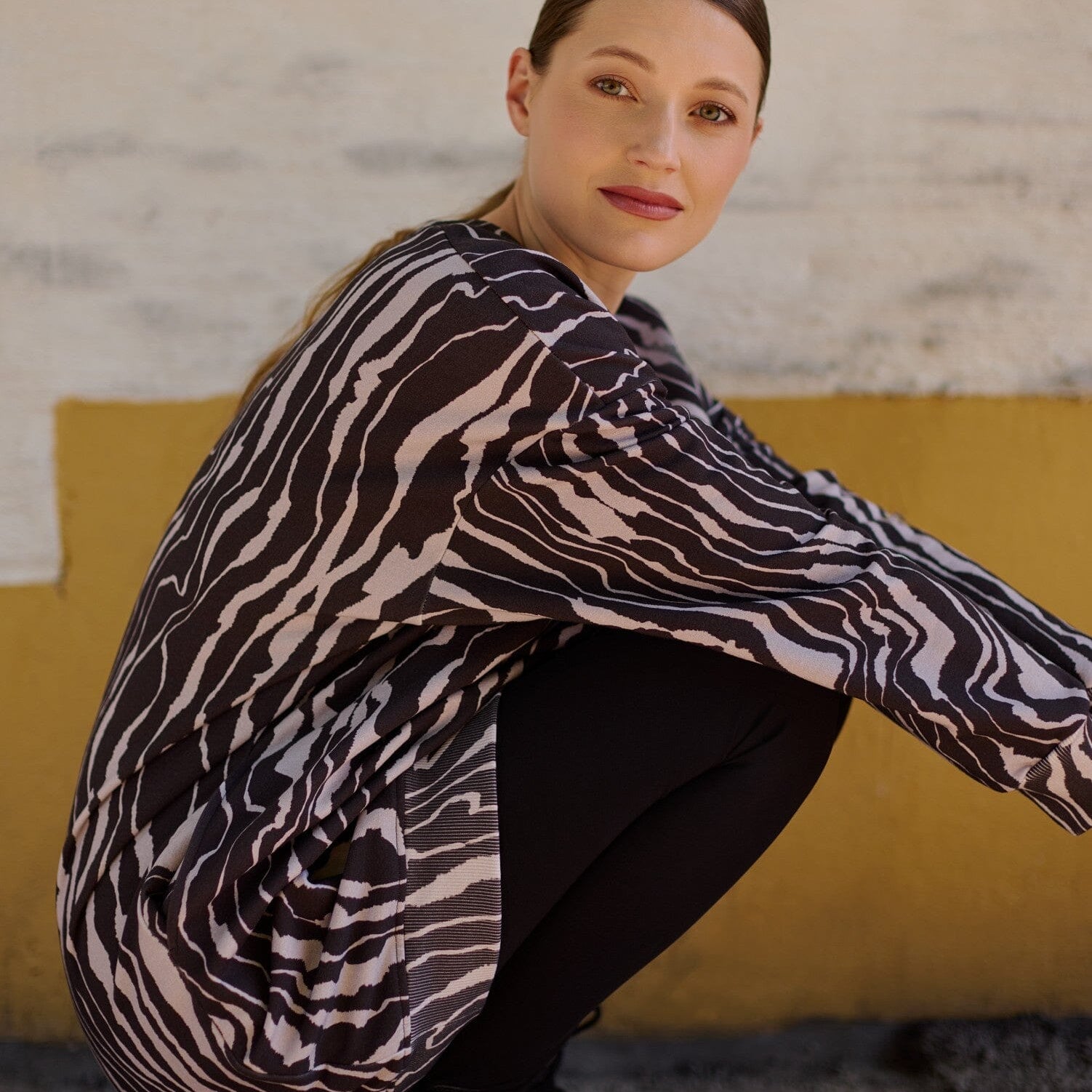 Traces Sweater Dress -Collegemekko | Licorice Aikuisten mekko Metsola