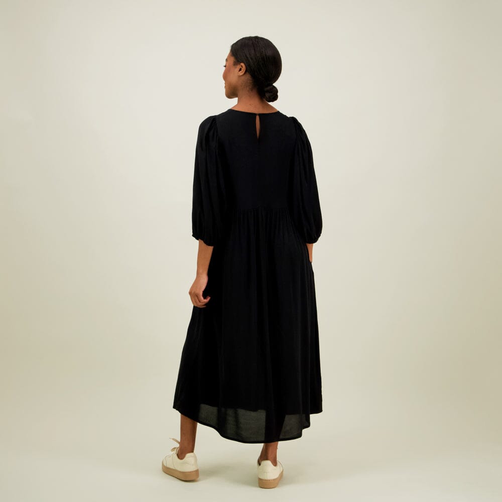 Volume Sleeve Midi Dress -Mekko | Licorice Aikuisten mekko Can't Stop Dreaming