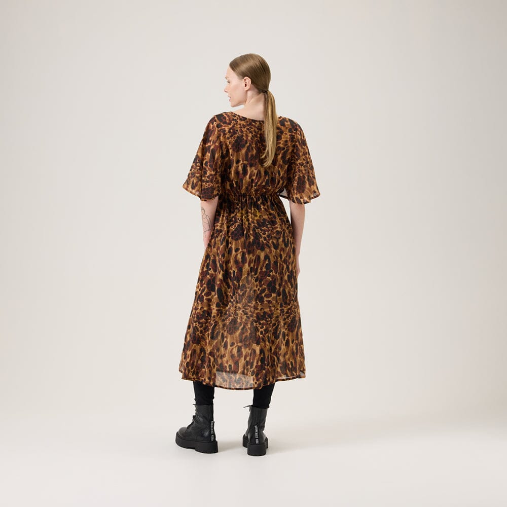 Wildie Midi Dress -Mekko Aikuisten mekko Oh, Oui!