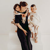 Women's Leopard -T-Paita | Licorice Aikuisten paita We are family