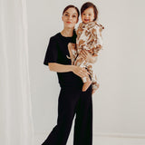 Women's Leopard -T-Paita | Licorice Aikuisten paita We are family