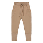 POCKET PANTS, MUDDY BOOTS Metsola